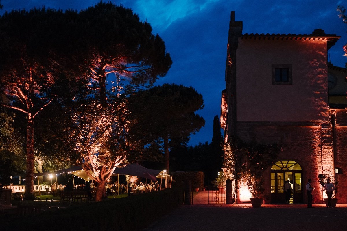 The villa at Borgo Pignano lit up at night