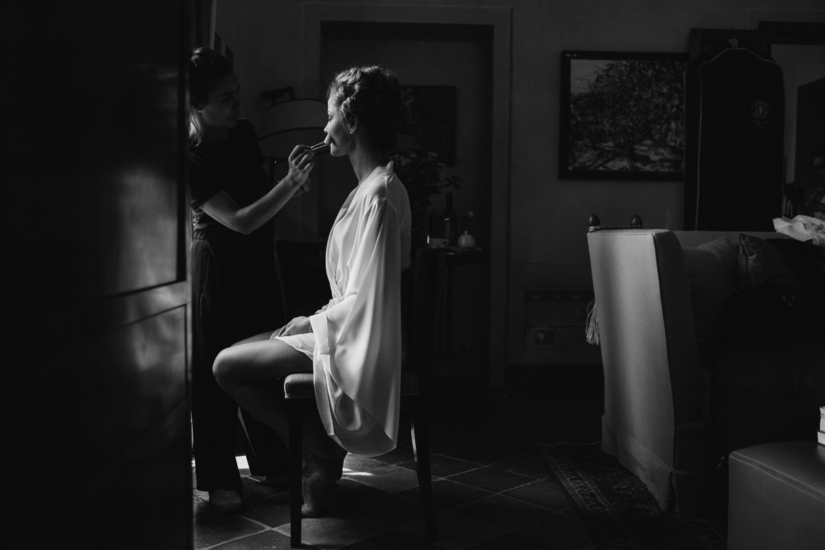 Borgo Pignano Wedding Photographer: getting ready