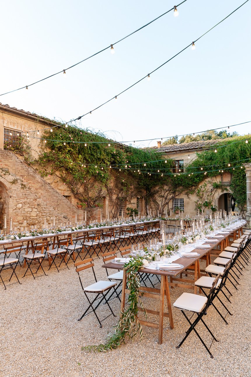 Villa Catignano Wedding Photographer: a perfect set for a dream wedding in Tuscany