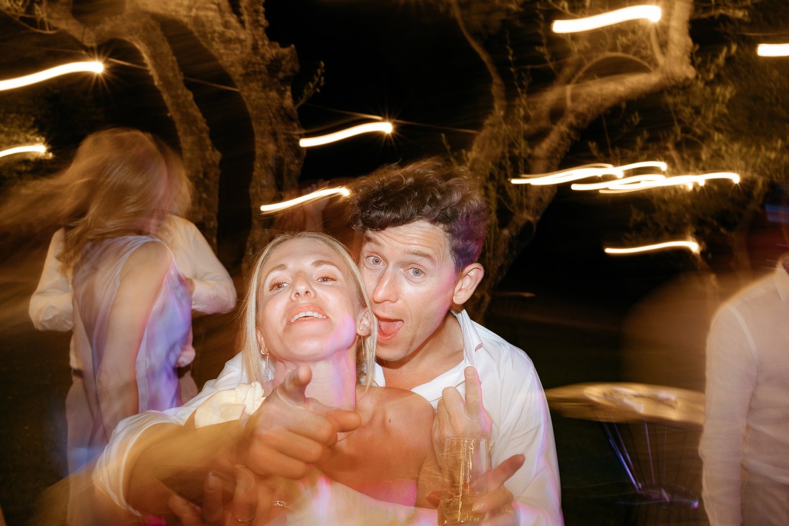 Nic and Evelien dancing at the party