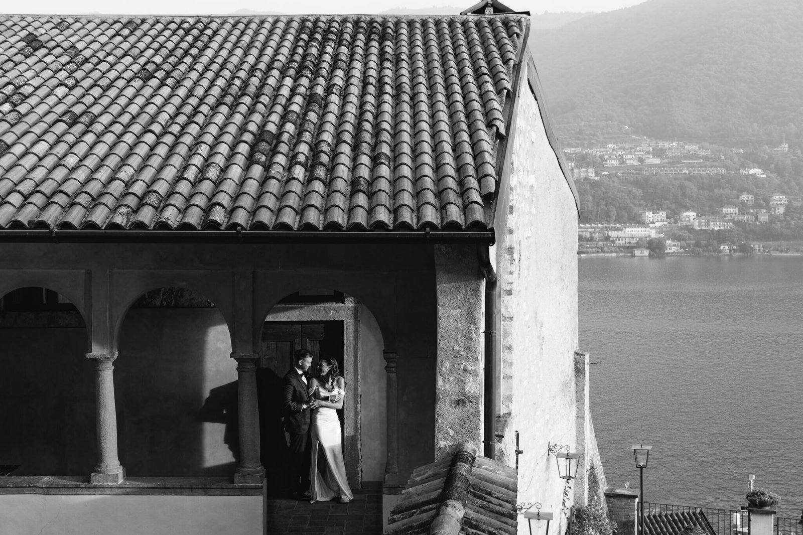 monte isola wedding photographer oldofredi castle iseo lake